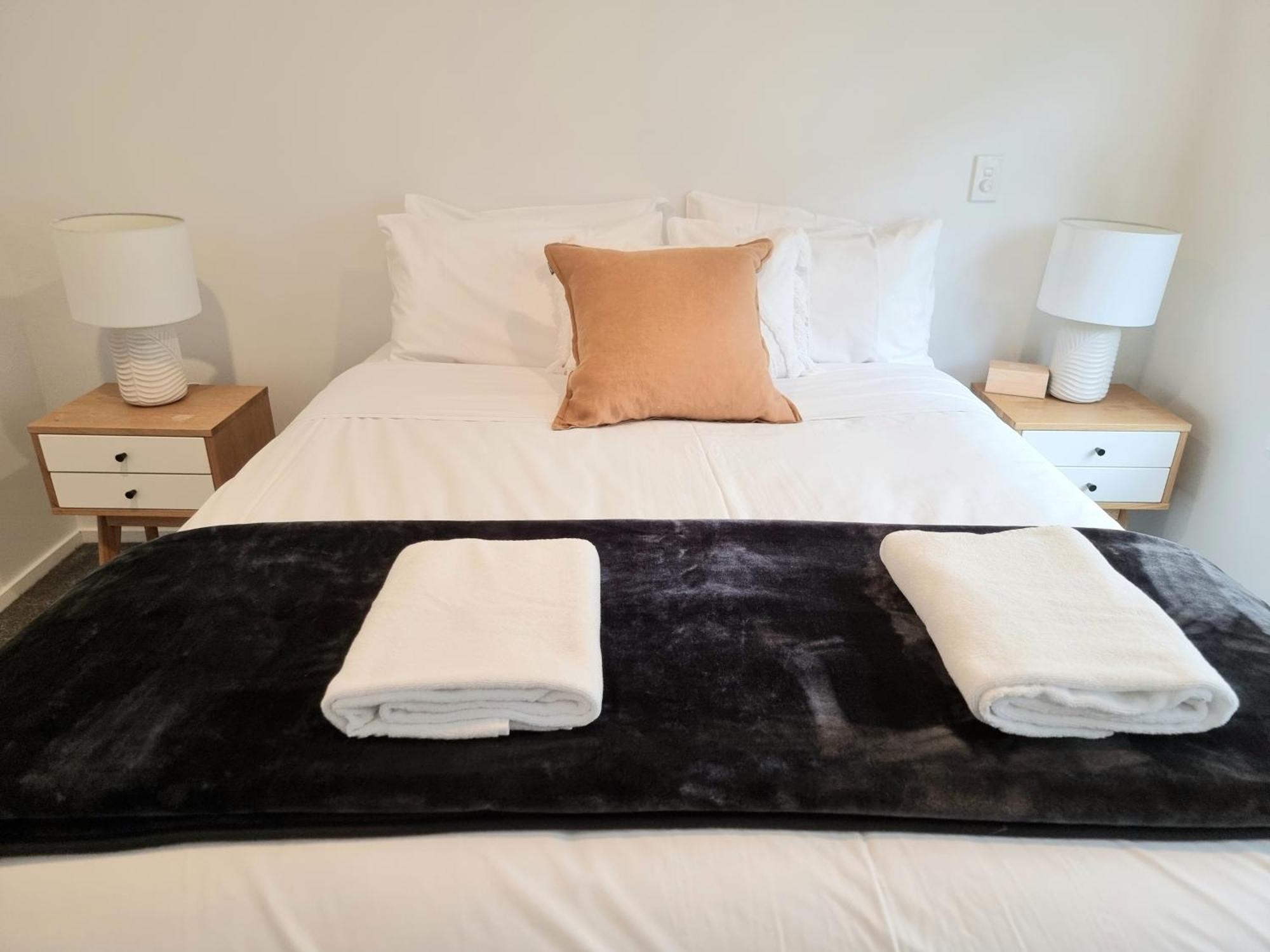 Central 2Brm 2Bth Townhouse Free Carpark Κράισττσερτς Εξωτερικό φωτογραφία